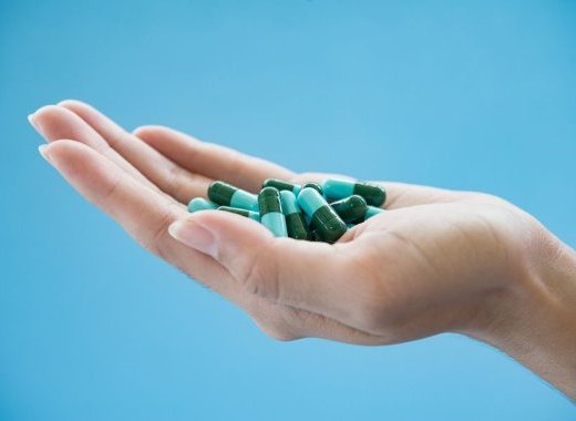 Les « faux » en santé dans la formation des étudiants en pharmacie
